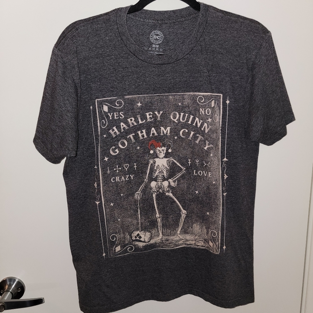 DC Comics T